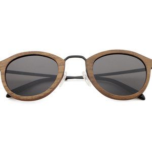 NWT Chestnut Charm Eyewear